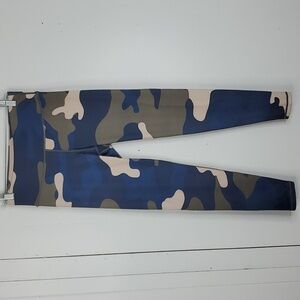 Yelete Leggings Camo Active Athleisure Blue Beige Mid Rise Ankle Womens M
